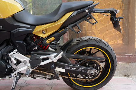 BMW F 900 XR