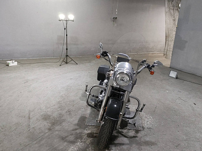 HARLEY-DAVIDSON ROAD KING FLHRC1580