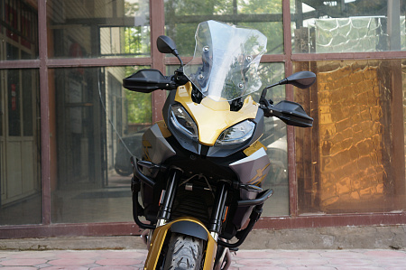 BMW F 900 XR