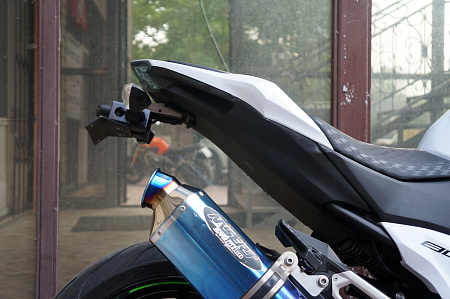 KAWASAKI Z800