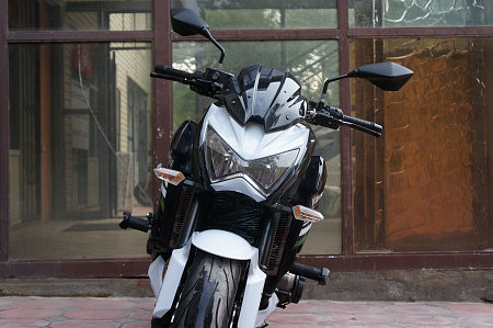 KAWASAKI Z800