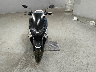 YAMAHA N-MAX 125