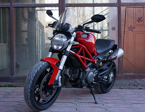 DUCATI MONSTER 796