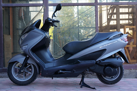 SUZUKI SKYWAVE 200