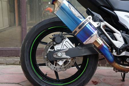 KAWASAKI Z800