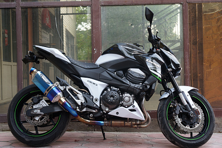 KAWASAKI Z800