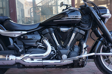 YAMAHA XV1900 STRATOLINER