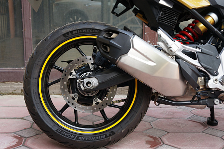 BMW F 900 XR