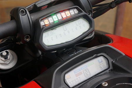 DUCATI DIAVEL CARBON