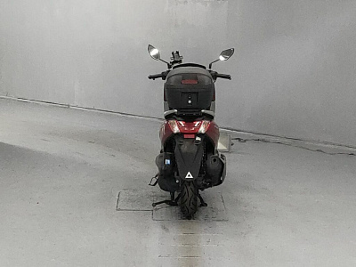 YAMAHA N-MAX 125