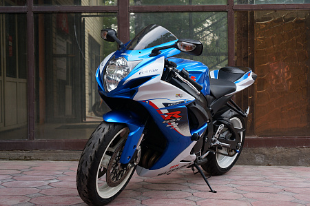 SUZUKI GSX-R 600